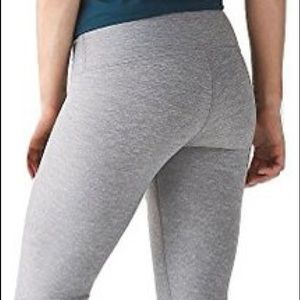 Lululemon wunder under